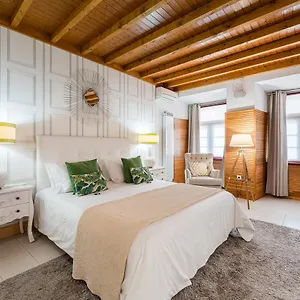R3 Service - Five Senses In Apartamento